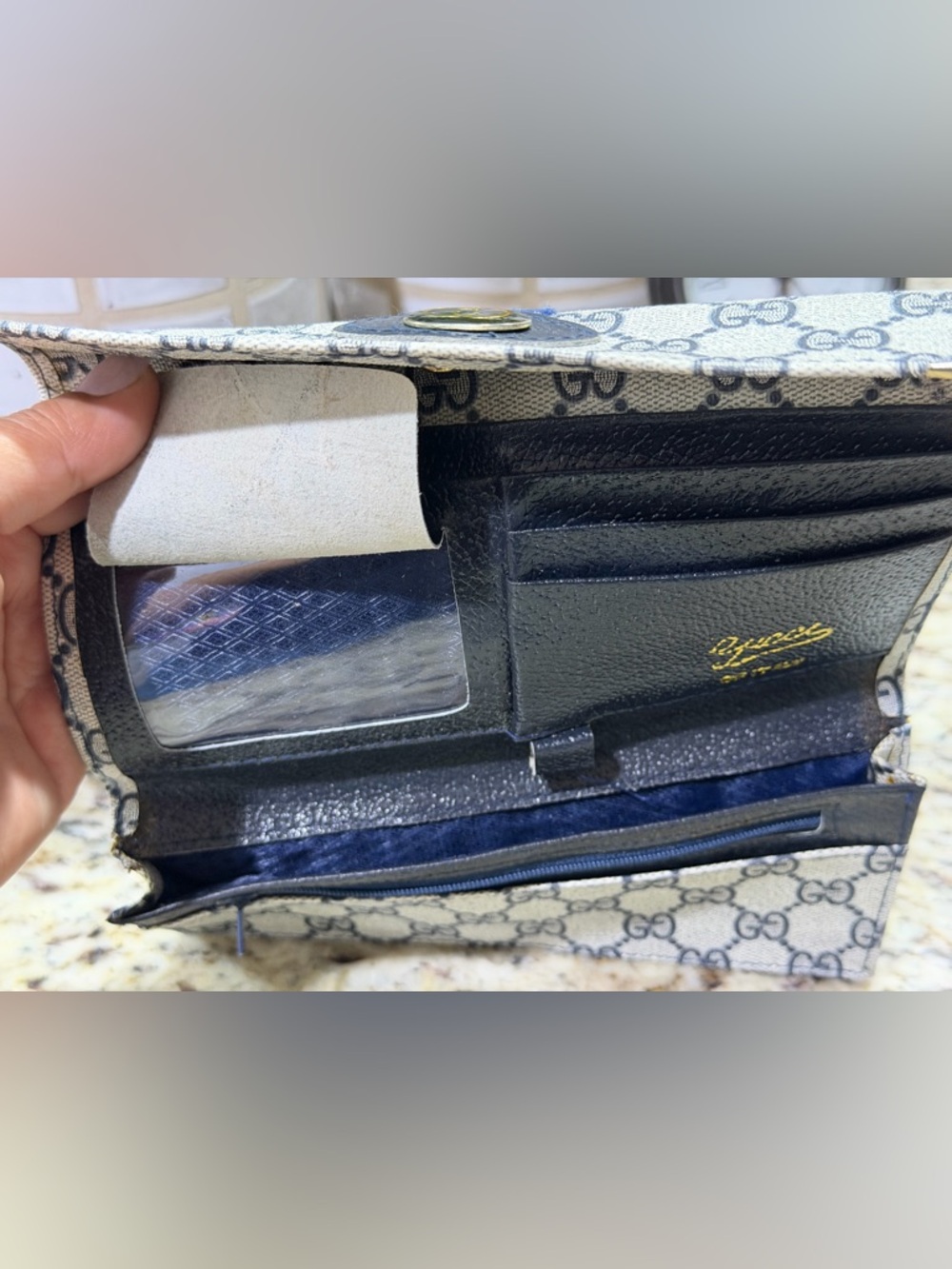 Vintage Gucci Canvas Monogram Wallet, makeup bag & Pouches - Picture 6 of 16